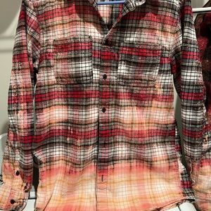 Men’s medium bleach dyed flannel